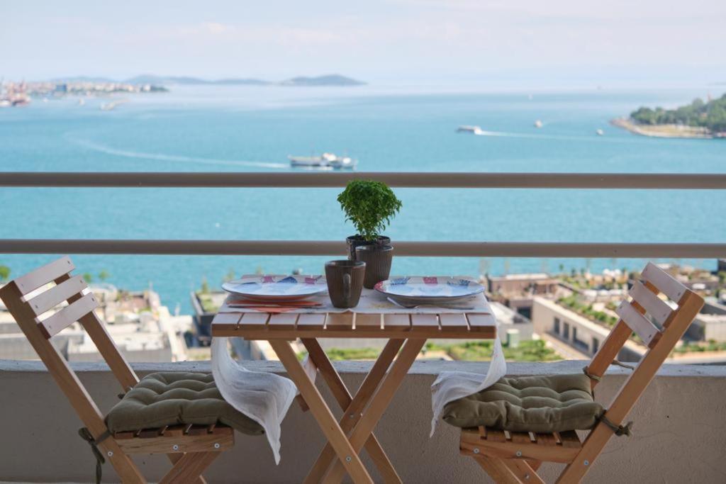 A Million Dollar View In The Heart Of The City 伊斯坦布尔 外观 照片