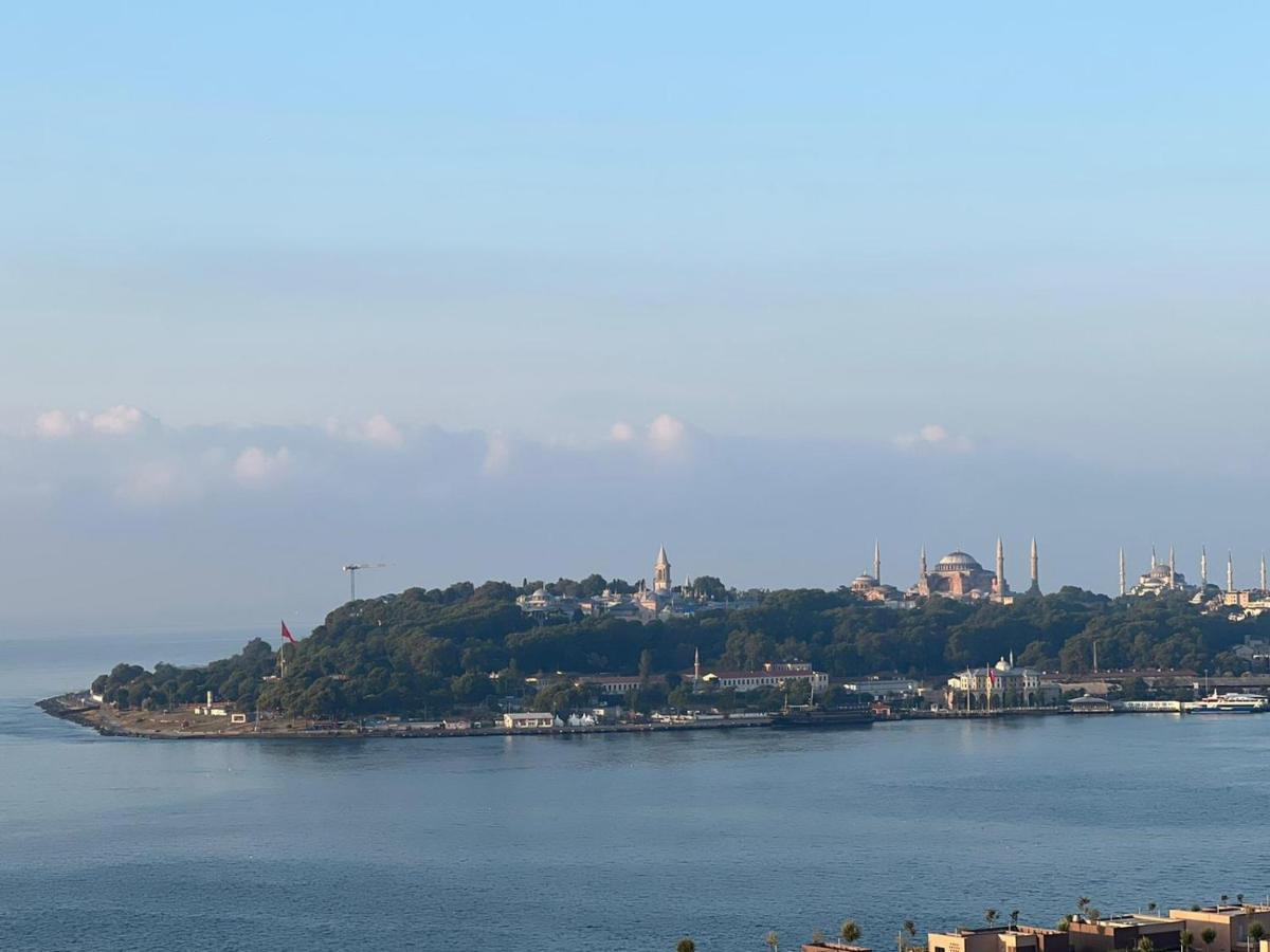 A Million Dollar View In The Heart Of The City 伊斯坦布尔 外观 照片